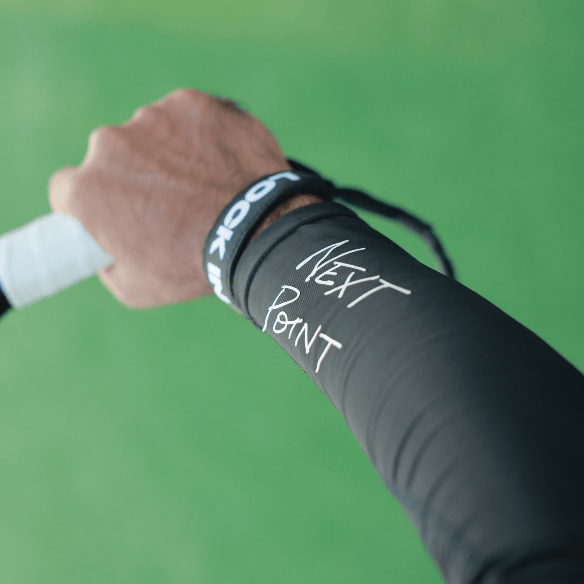 "NEXT POINT" COMPRESSION SLEEVE - Traction