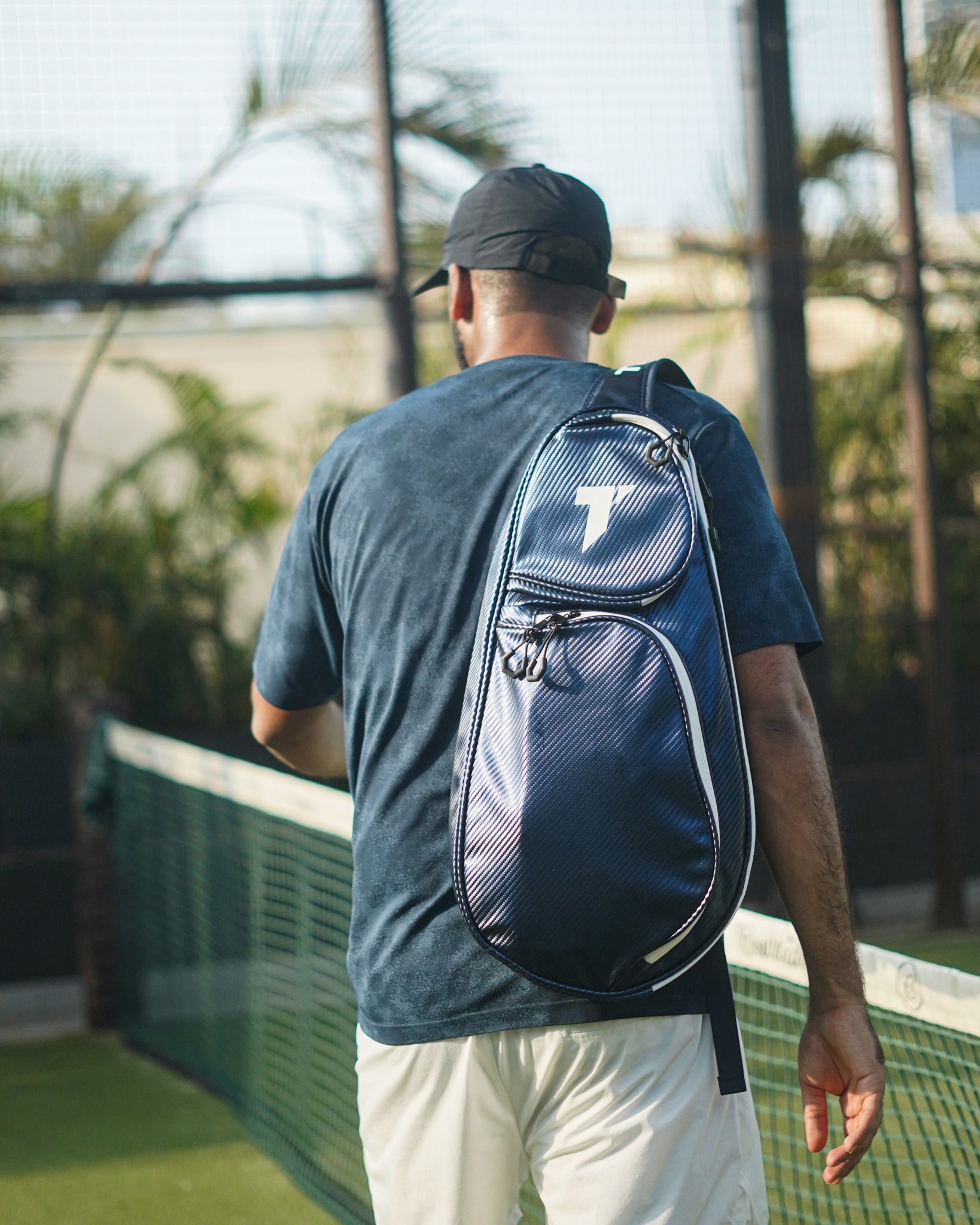 THE SLING BAG - Traction